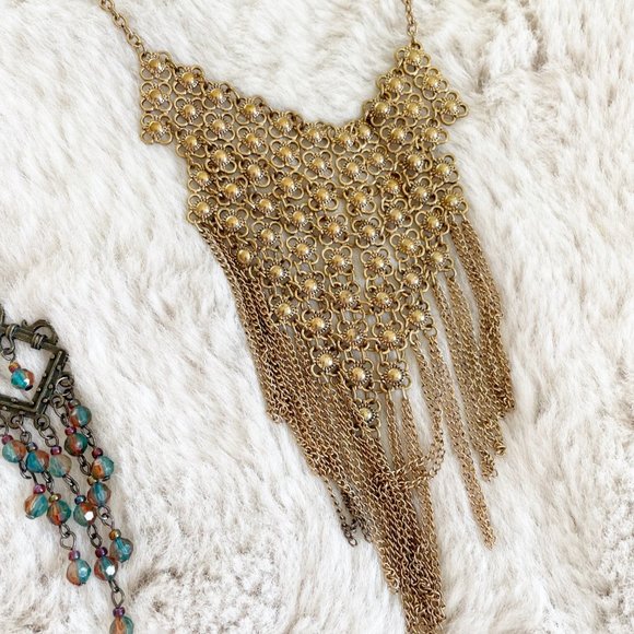 🎈3 for $25🎈5 pcs of Various NEW Jewelry, 3 Necklace and 2 Dangling Earrings - Picture 5 of 7